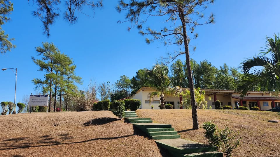 Centro de Capacitación del Turismo continúa formación docente en Villa Clara