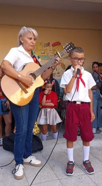 Trovadoras villaclareñas al Encuentro de cantoras