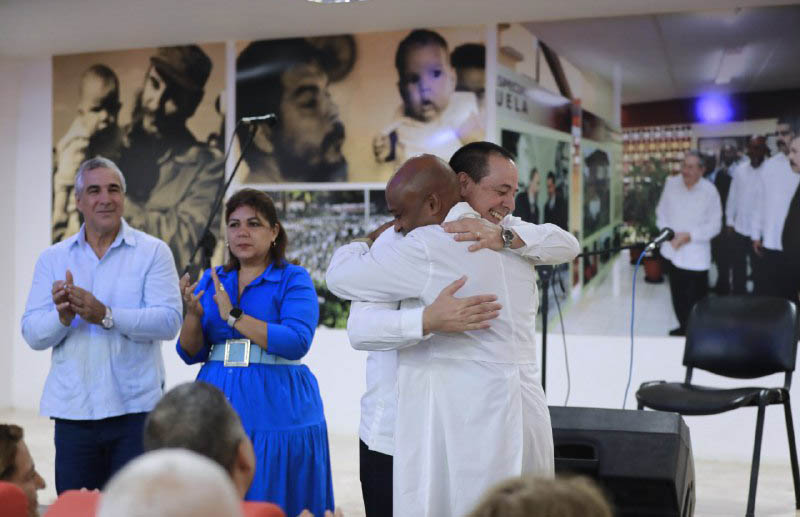Celebra Cuba 20 años del Contingente Internacional Henry Reeve