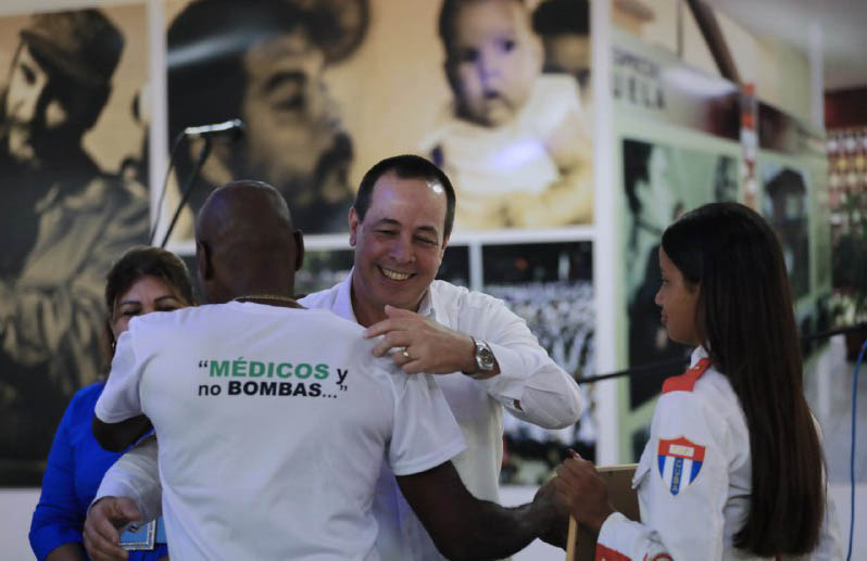Celebra Cuba 20 años del Contingente Internacional Henry Reeve