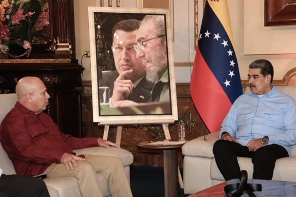 Presidente Nicolás Maduro recibe a delegación cubana y afianzan lazos bilaterales