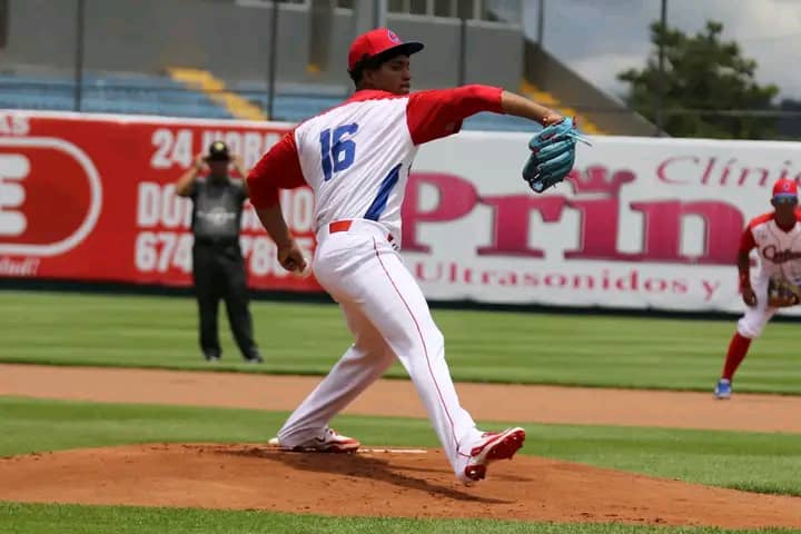 Gana villaclareño Darío Sarduy primer juego de Cuba en Premundial de Béisbol sub 23