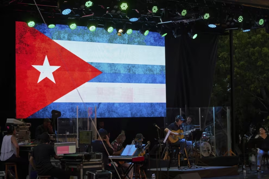 Silvio Rodríguez ofrecerá hoy el primer concierto de su gira en Chile