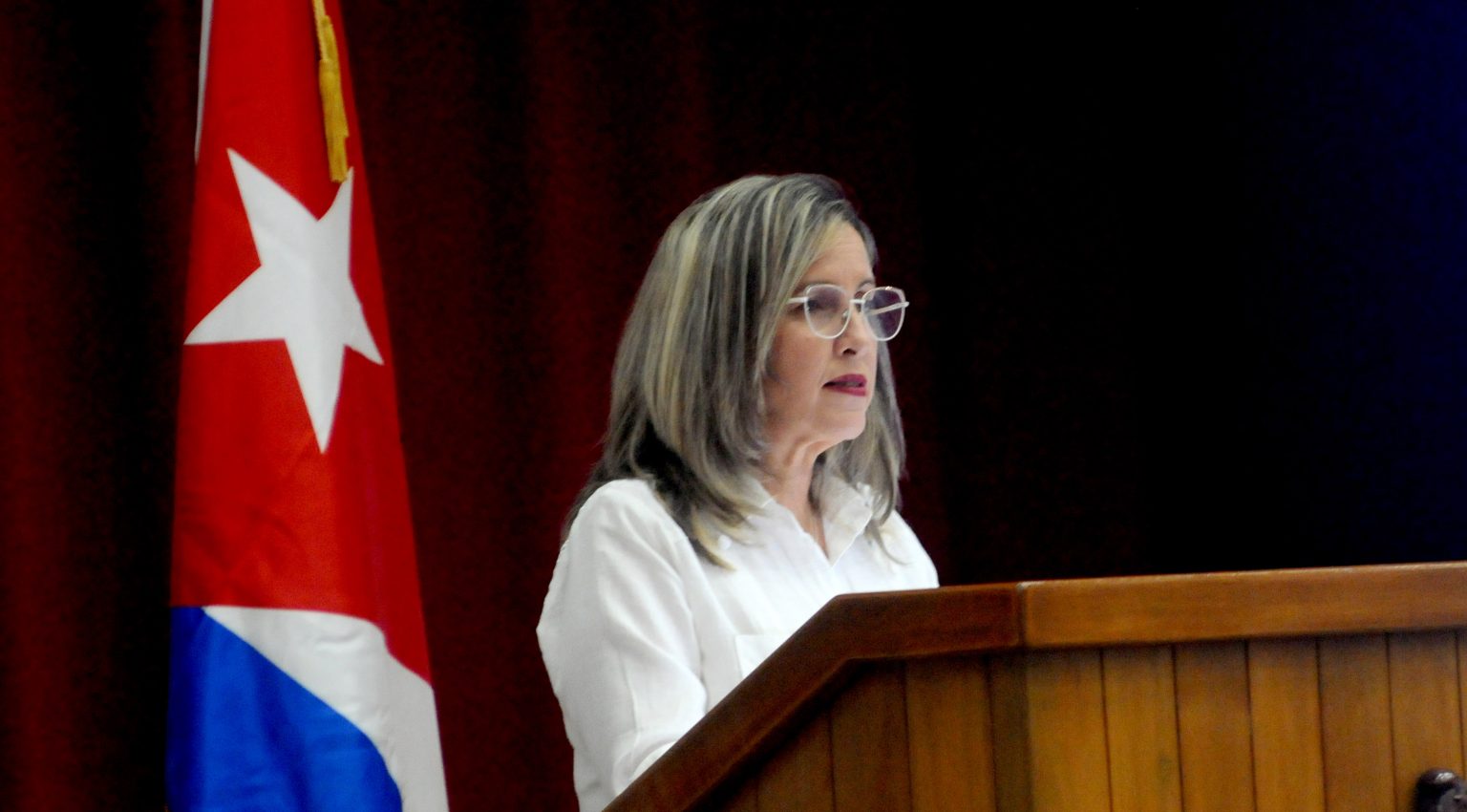Ministra de Educación envía mensaje a estudiantes y familias por inicio del curso escolar en Cuba