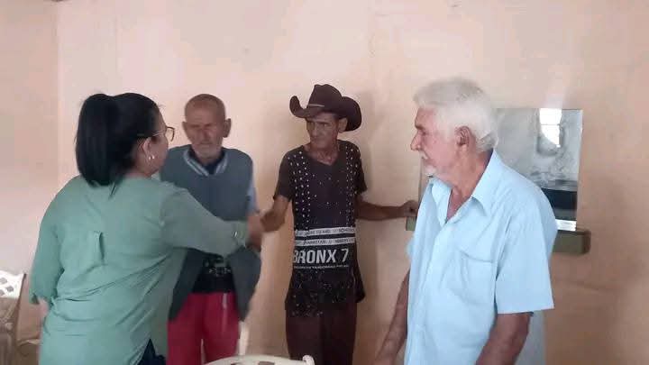 Buscar soluciones a planteamientos del pueblo
