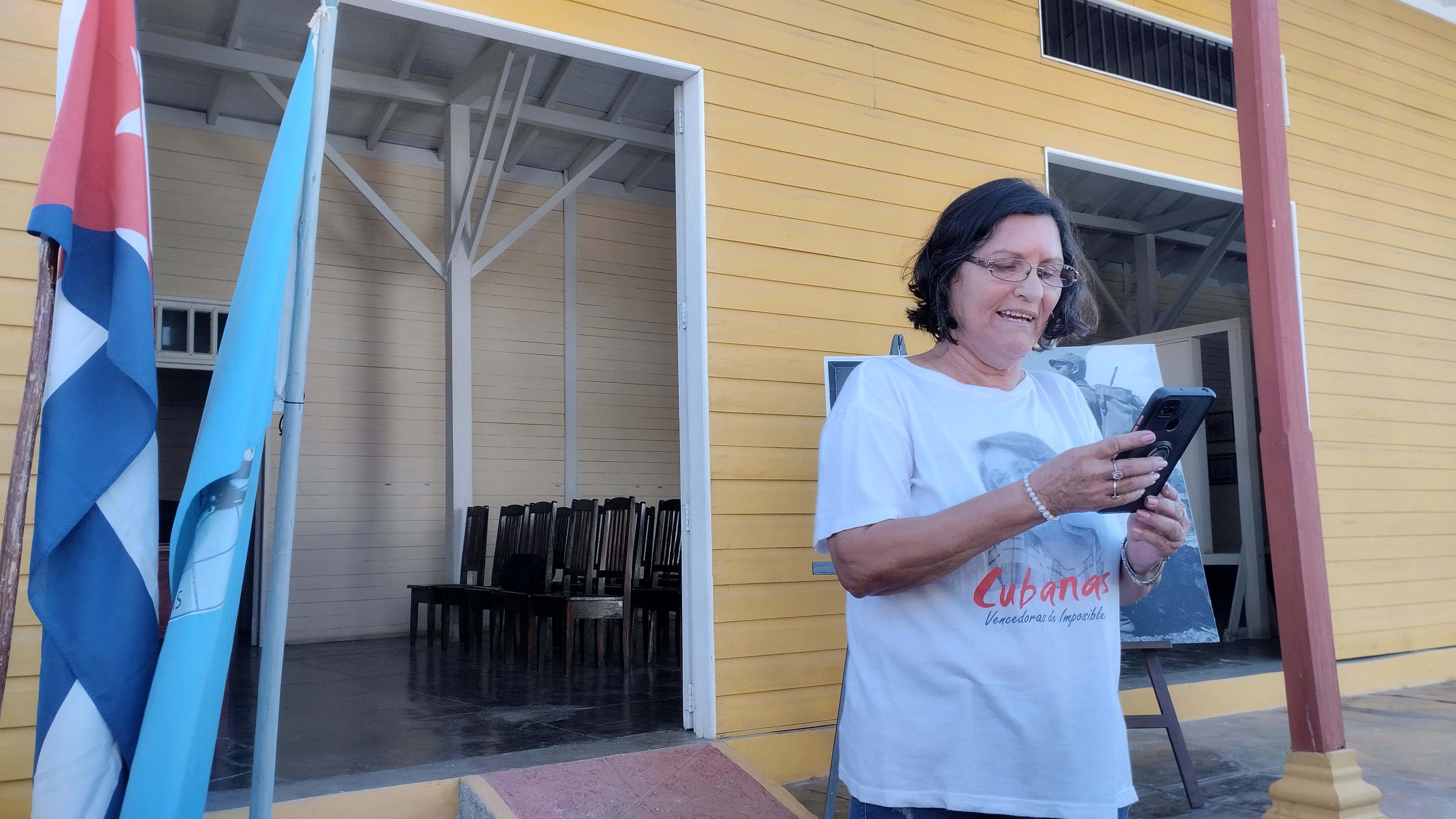 Mujeres encrucijadenses alzan su voz contra el bloqueo