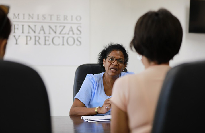 Nuevo decreto para unidades presupuestadas otorga mayor flexibilización en su sistema de gestión