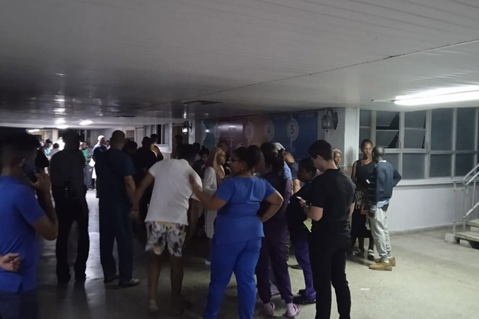 Sin daños humanos, sofocan incendio en hospital de Cienfuegos
