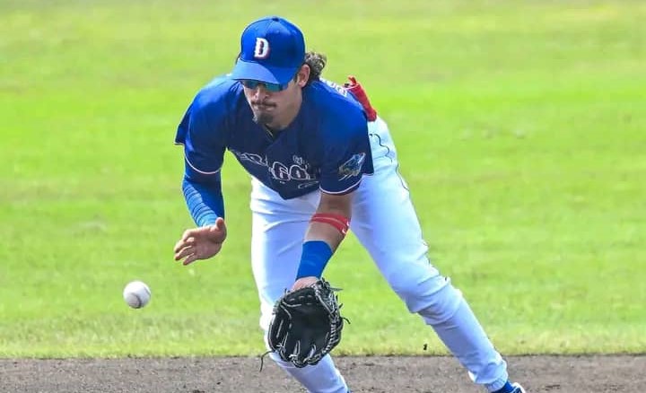 Promovido Christian Rodríguez al equipo principal de los Dragones de Chunichi en Japón