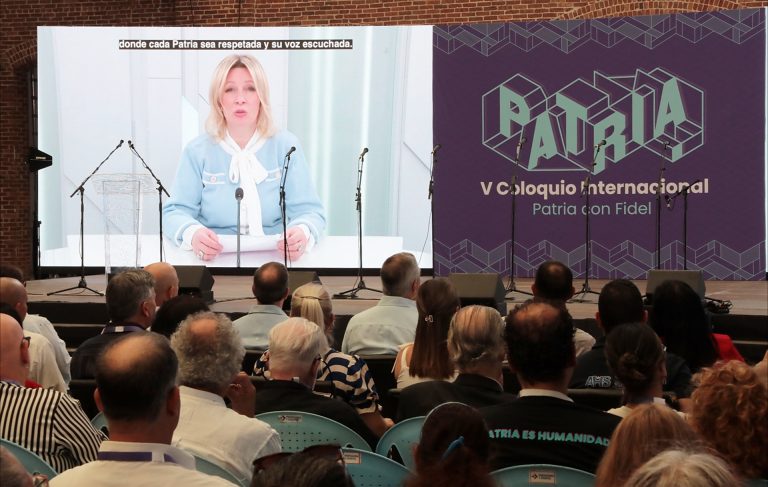 Comienza el Coloquio Patria con llamado a un “Girón comunicacional del siglo XXI”