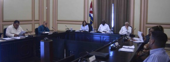 Consejo de Estado: Fortalecer en el ámbito local la implementación del Programa Económico y Social del Gobierno