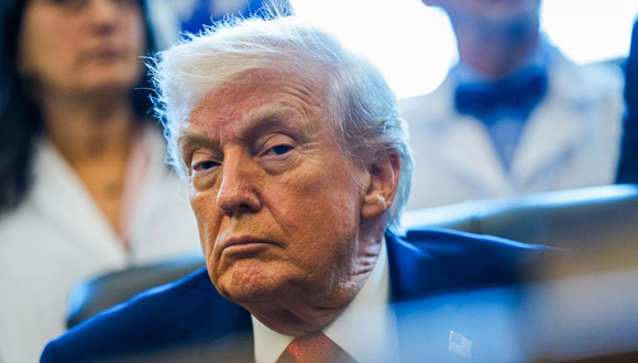 Trump prolonga tregua con Irán pero mantiene el bloqueo naval