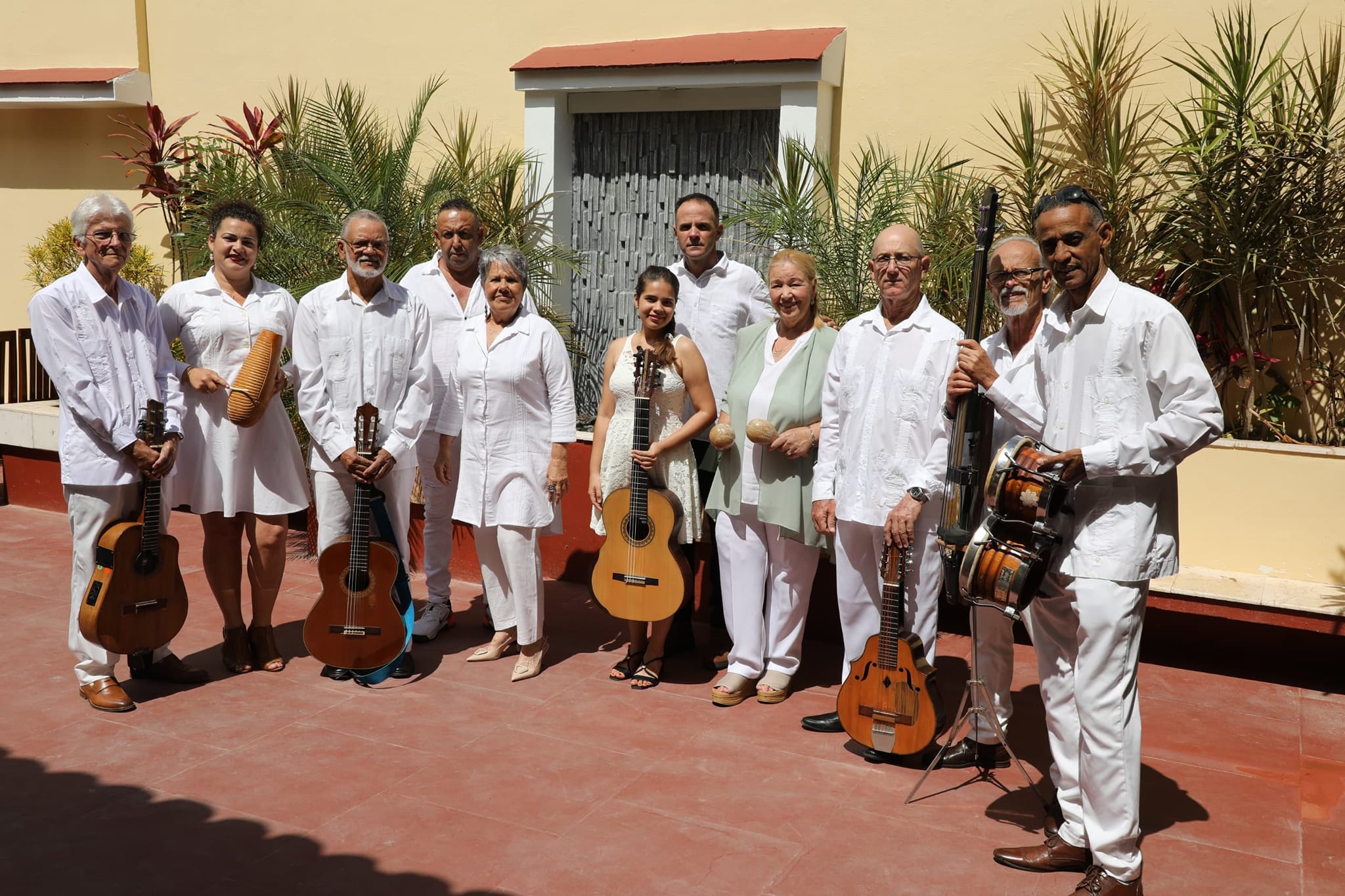 En Villa Clara se festejó por todo lo alto el trigésimo aniversario del Quinteto Criollo, una de las agrupaciones símbolos de la cultura cubana.