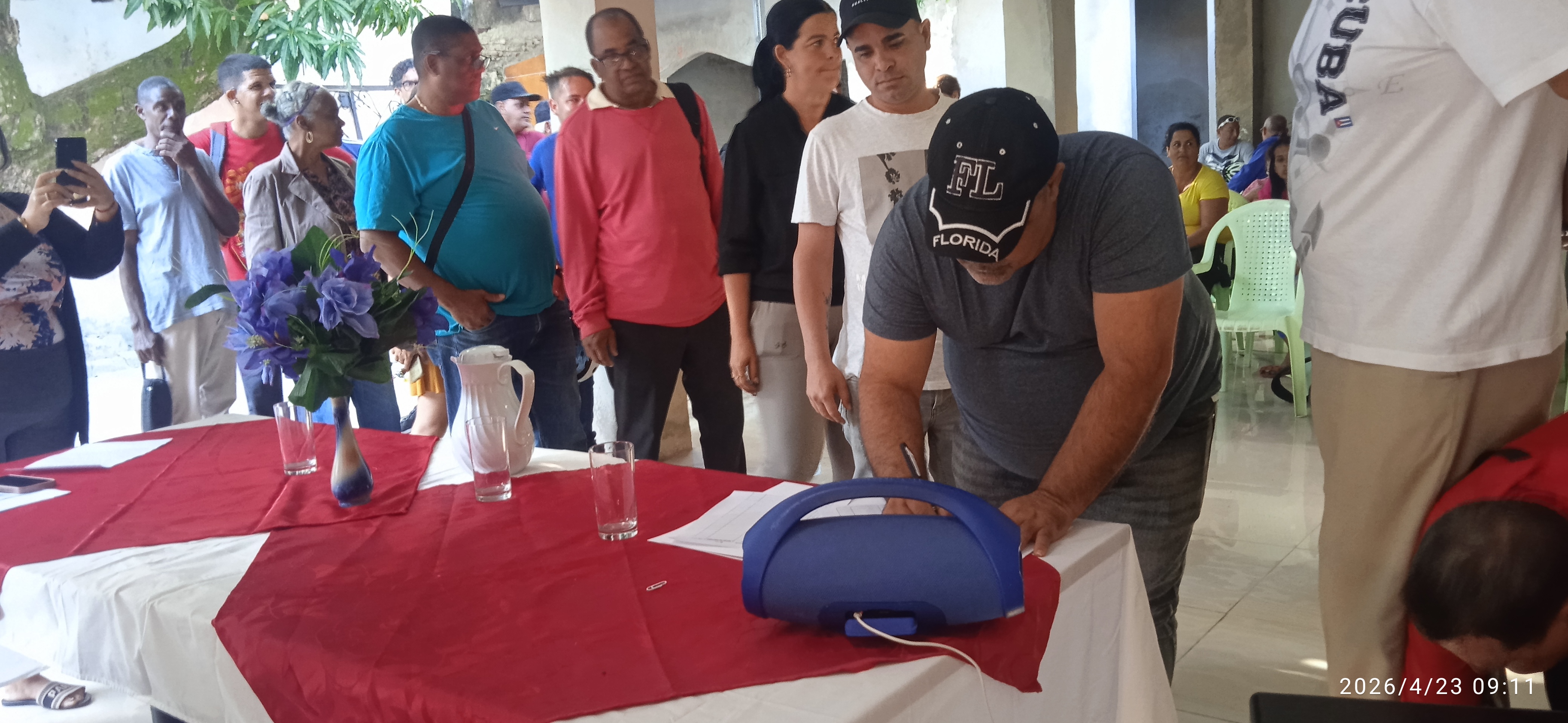 Trabajadores de la Empresa Provincial Productora de Alimentos sumaron su compromiso a "Mi firma por la Patria"