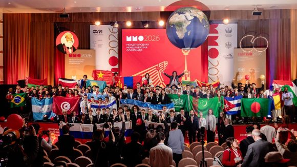 Cuba celebra el bronce de dos jóvenes talentos en prestigiosa Olimpiada de Química en Moscú