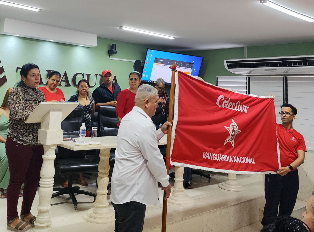 Tabaco La Estrella retuvo la bandera de Vanguardia Nacional