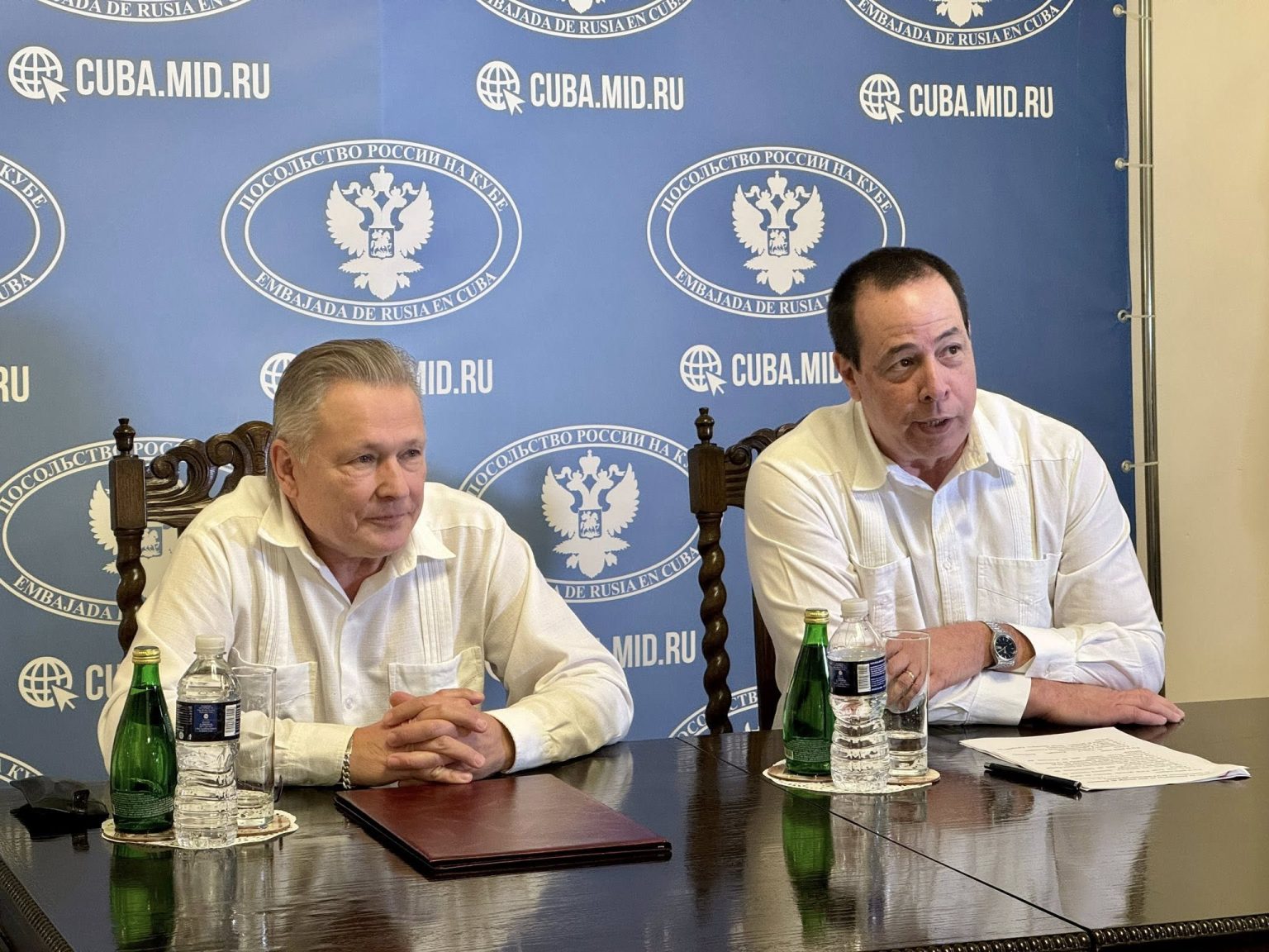 Entrega Rusia a Cuba donativo de medicamentos