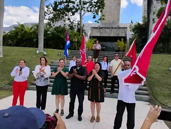 Reconocen a instituciones del Comercio, la Gastronomía y los Servicios de Villa Clara