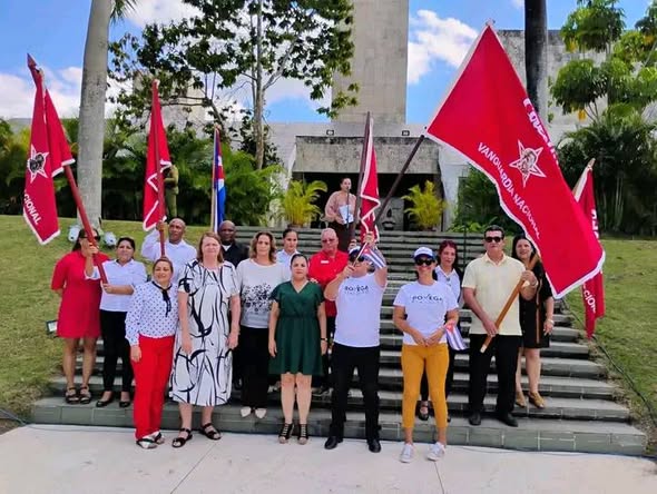 Reconocen a instituciones del Comercio, la Gastronomía y los Servicios de Villa Clara