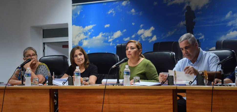 Vicepresidenta del Parlamento cubano intercambia con delegados del Poder popular en Villa Clara