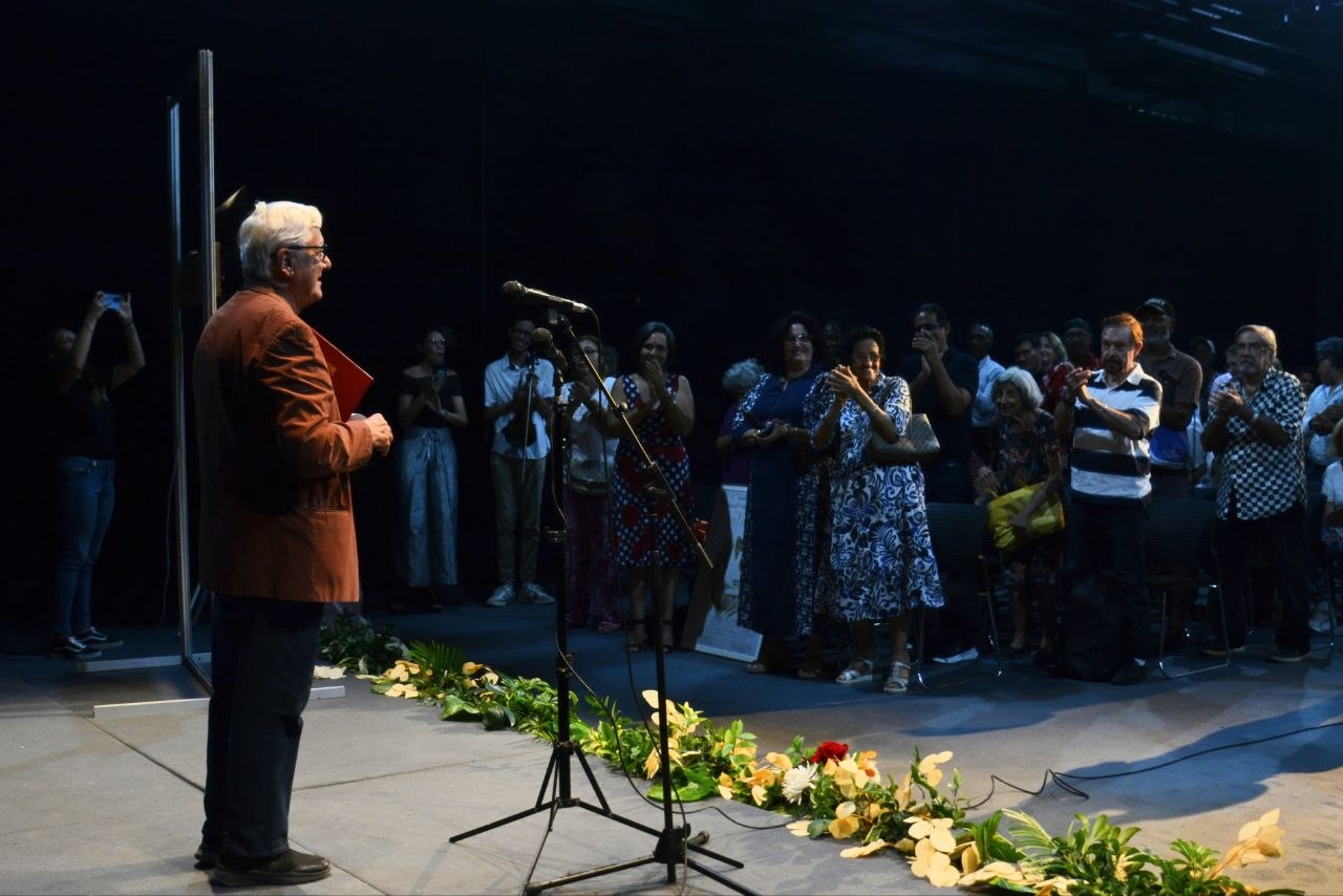 Recibe Virgilio López Lemus Premio Nacional de Literatura 2025