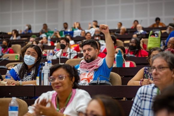 “Cuba no está sola”: Voces del mundo se unen en Coloquio Internacional Fidel: legado y futuro