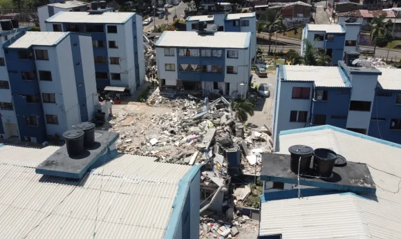 Suman 190 muertos y 1 679 heridos en ciudades capitales tras terremoto en Colombia