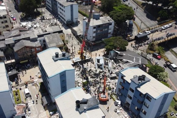Suman 190 muertos y 1 679 heridos en ciudades capitales tras terremoto en Colombia