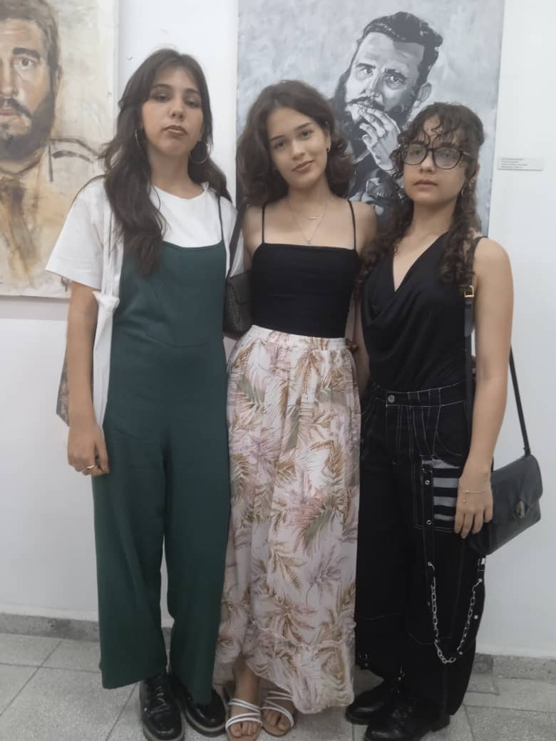 Inauguran exposición de artes visuales dedicada al centenario de Fidel