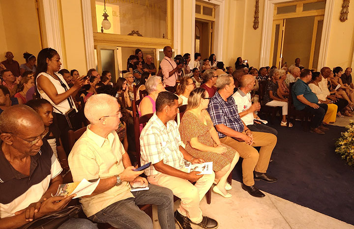Cien años celebró con pura maestría la Orquesta Sinfónica de Villa Clara