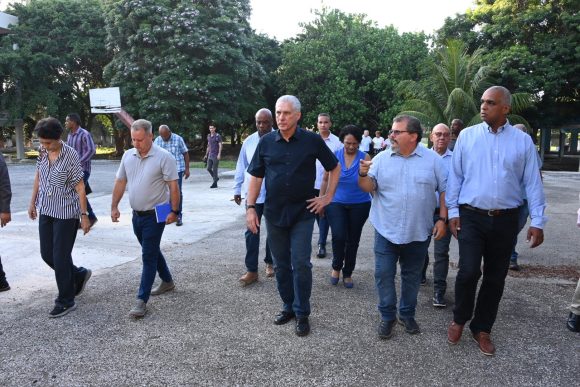 Visita Díaz-Canel nueva sede del ISDi y la Sociedad de Interfaz de Ciencia y Tecnología de la CUJAE