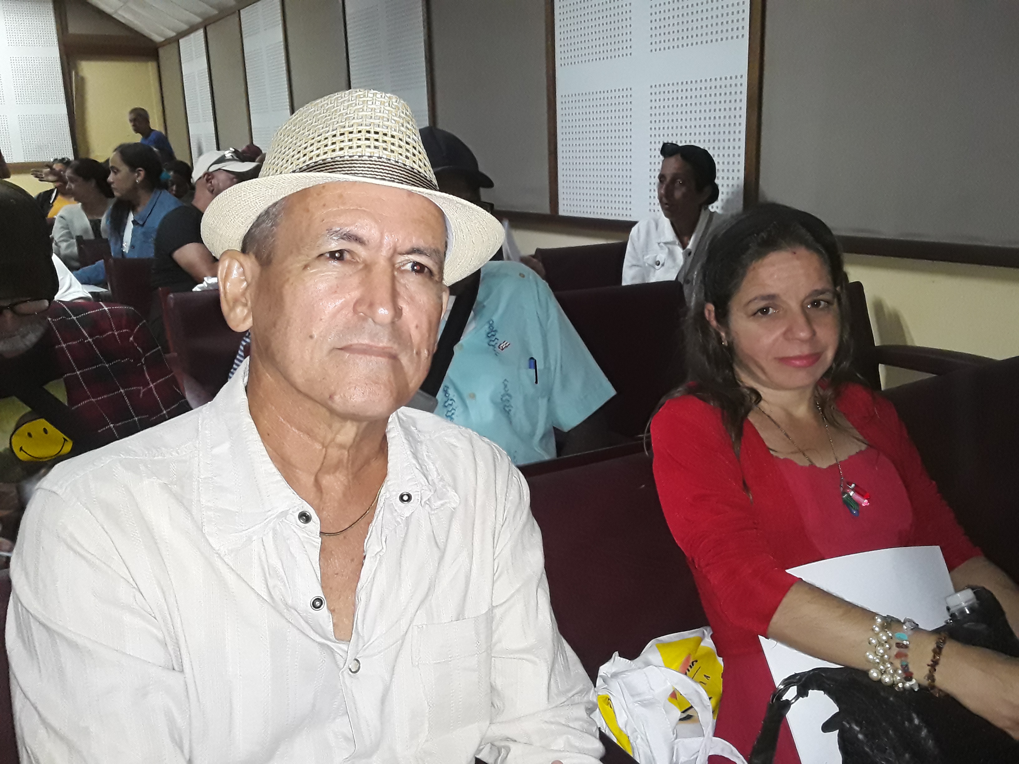 Luis Pérez de Castro mereció en el 2025 importantes premios en cuento y novela, en certámenes de México, y un Diploma al Mérito cultural concedido por la Academia italiana de Arte y Literatura.