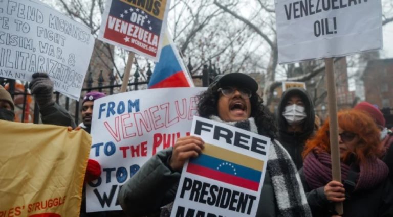 Las calles de Nueva York se llenan de carteles exigiendo la liberación de Maduro y Cilia 