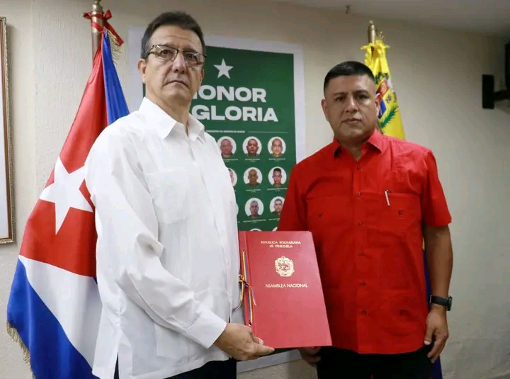Venezuela declaró Héroes y Mártires de la nación a cubanos caídos