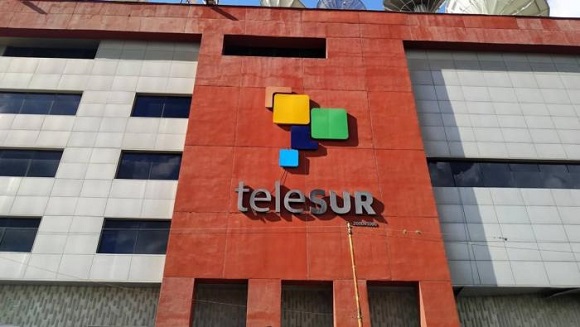 Fachada de la sede de Telesur. Foto: RT