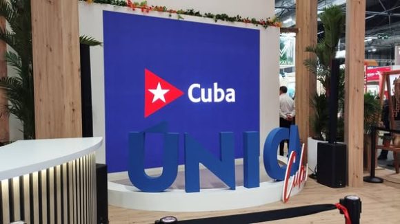 Cuba inauguró su stand en FITUR 2026 con apuesta por la autenticidad y la cultura