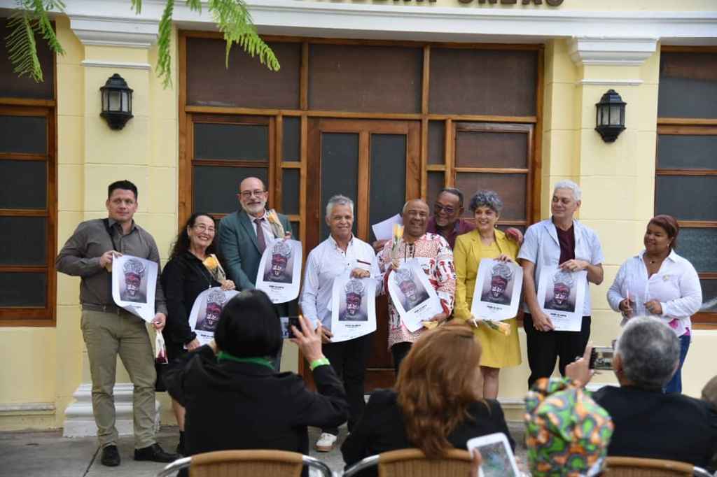 Premios Villanueva de la Crítica: Honrar al teatro en Cuba