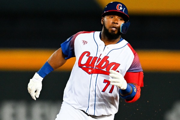 Cuba cede ante las Águilas Metropolitanas de Panamá