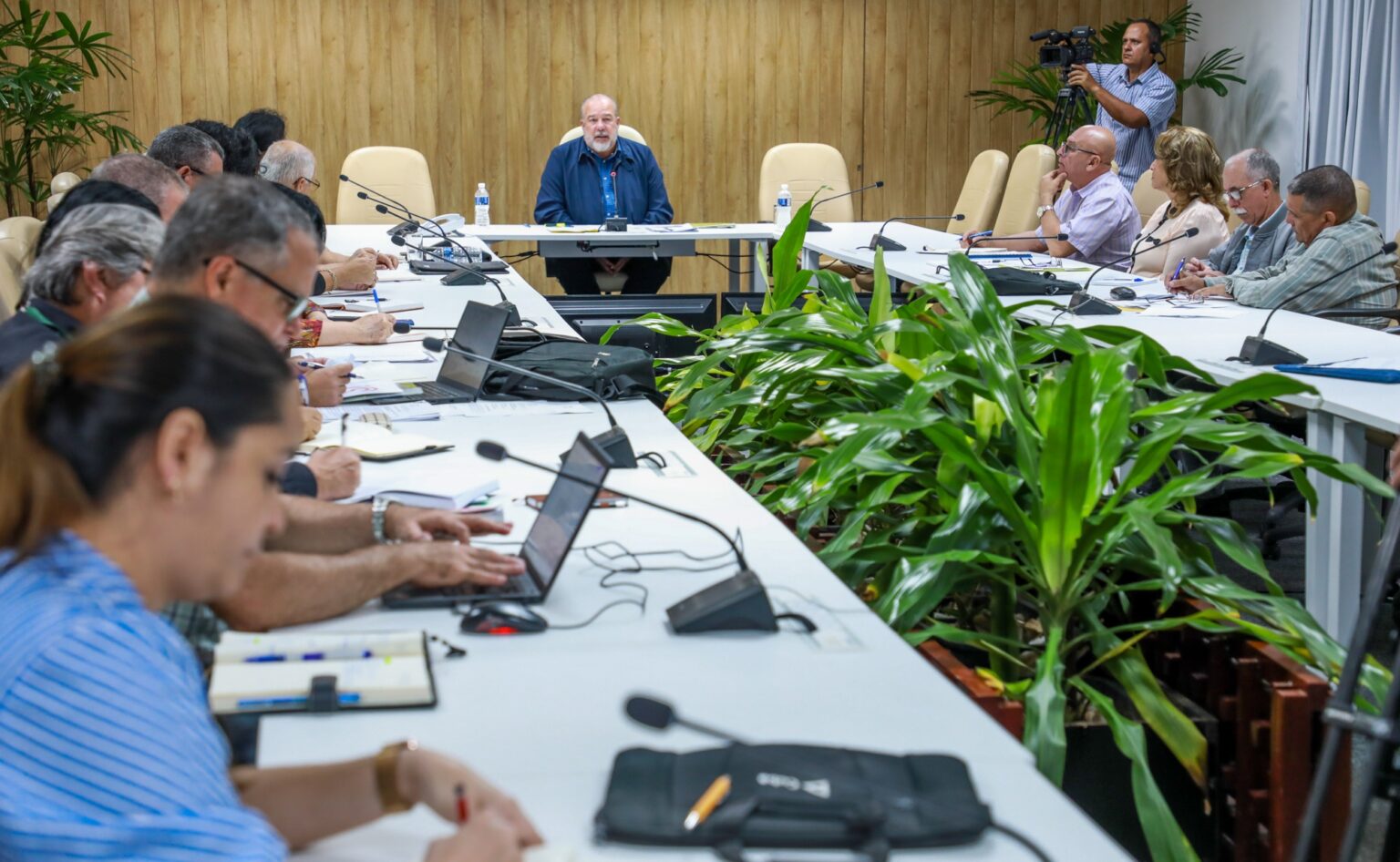 Buscar juntos soluciones para avanzar