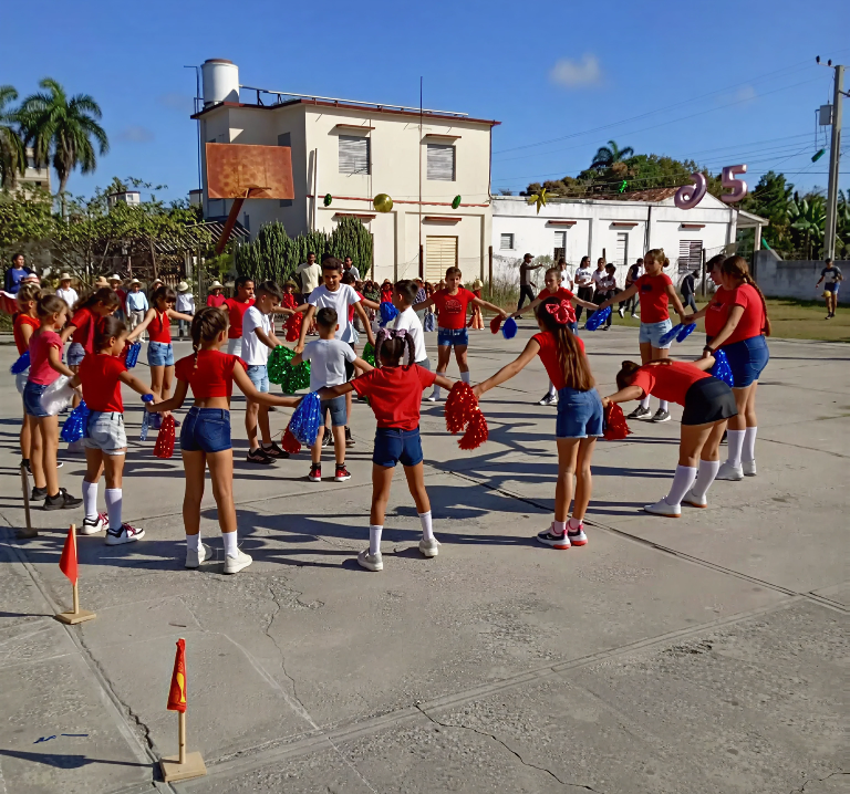 Celebran toma deportiva cultural «En marcha con Fidel» en Encrucijada