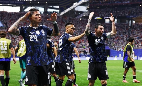 Argentina jugará la final contra España (Foto: Reuters/Agustin Marcarian)