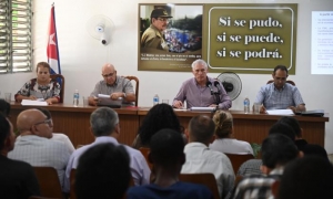 Continúa Presidente cubano intercambios con los Consejos de Defensa municipales de La Habana