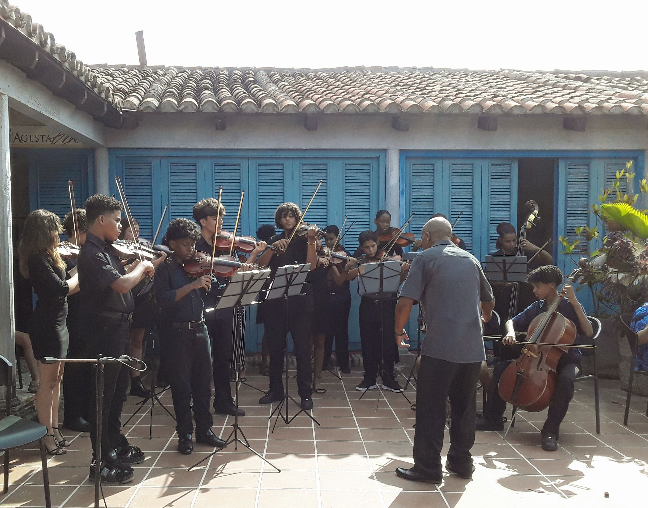 Celebra 3 años la Camerata "Néstor Palma"