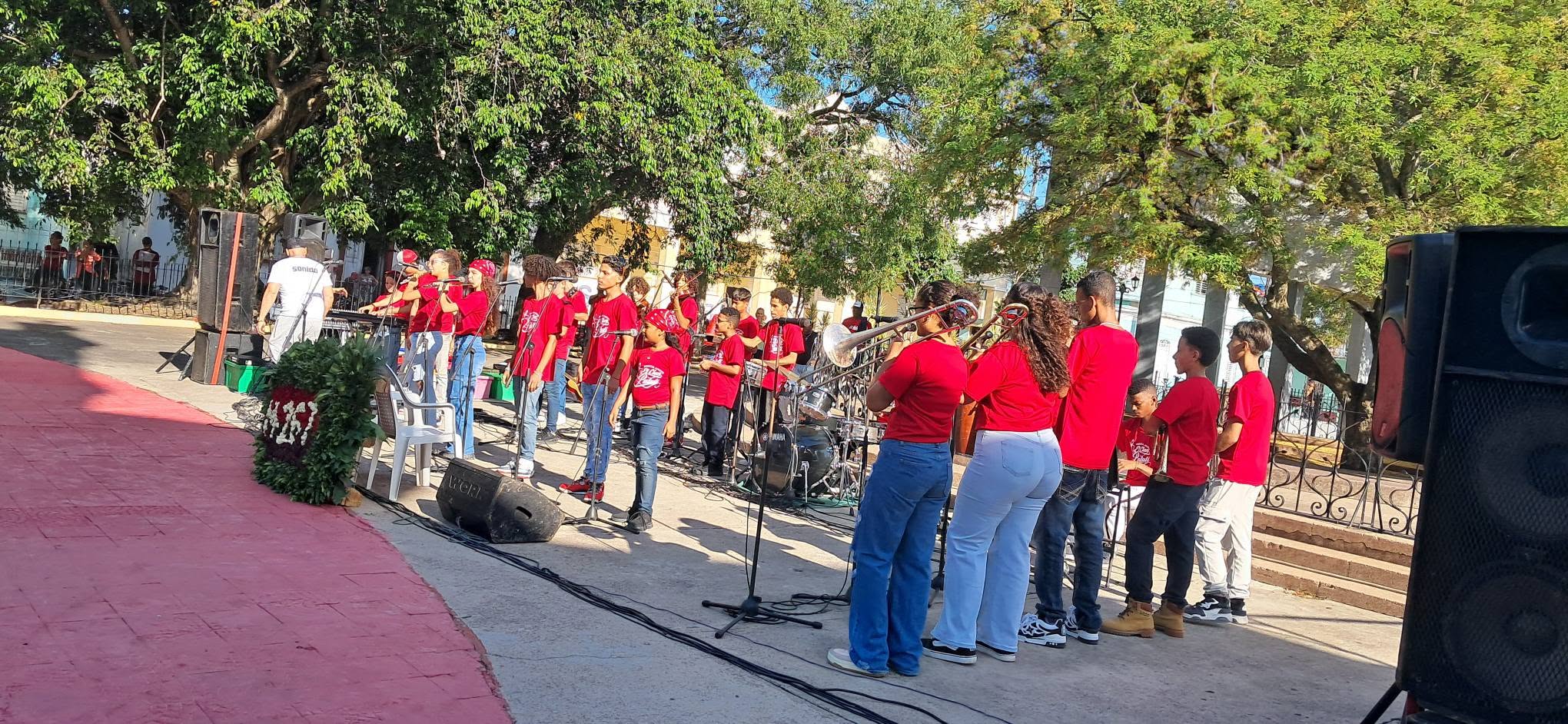 Reafirman santaclareños compromiso con la historia en celebración del Día de la Rebeldía Nacional