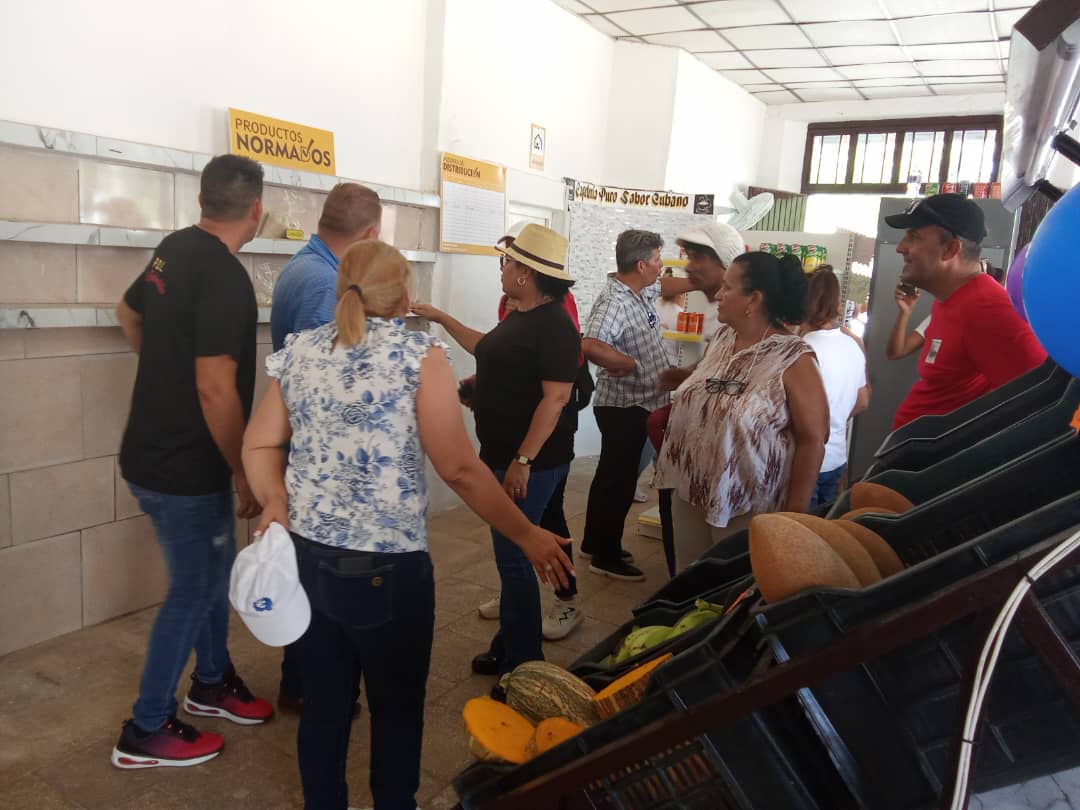 Inauguran centros gastronómicos y culturales en Remedios en 26 (+Fotos)