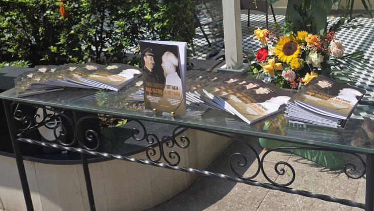 Desde Vietnam conmemoran 95 cumpleaños de Raúl Castro y denuncian campaña mediática