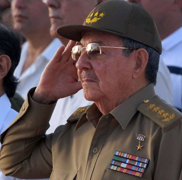 La eterna presencia de Raúl desde la Plaza del Che 