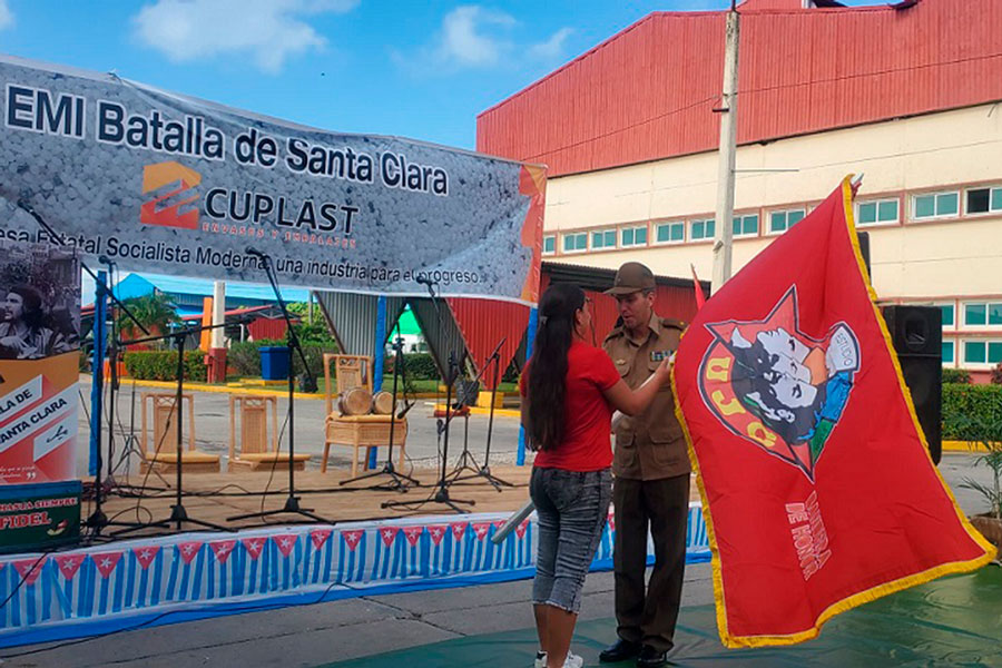 EMI Batalla de Santa Clara: Una empresa estatal socialista por el camino de la eficiencia industrial