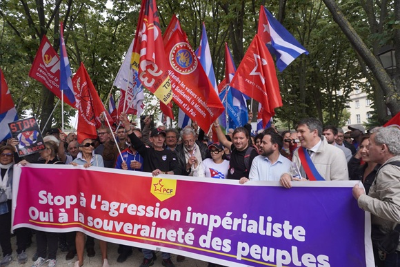París se moviliza: “¡Dejen a Cuba vivir en paz!”
