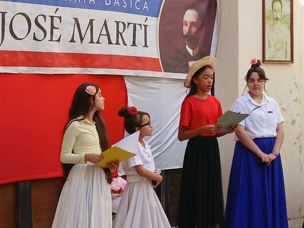 Seminarios Juveniles de estudios martianos en todo el país rinden homenaje a Fidel y a Martí